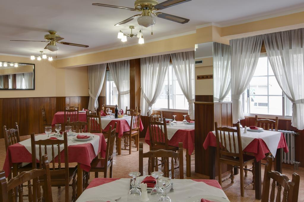 Pension Las Palmeras Lalín Kültér fotó